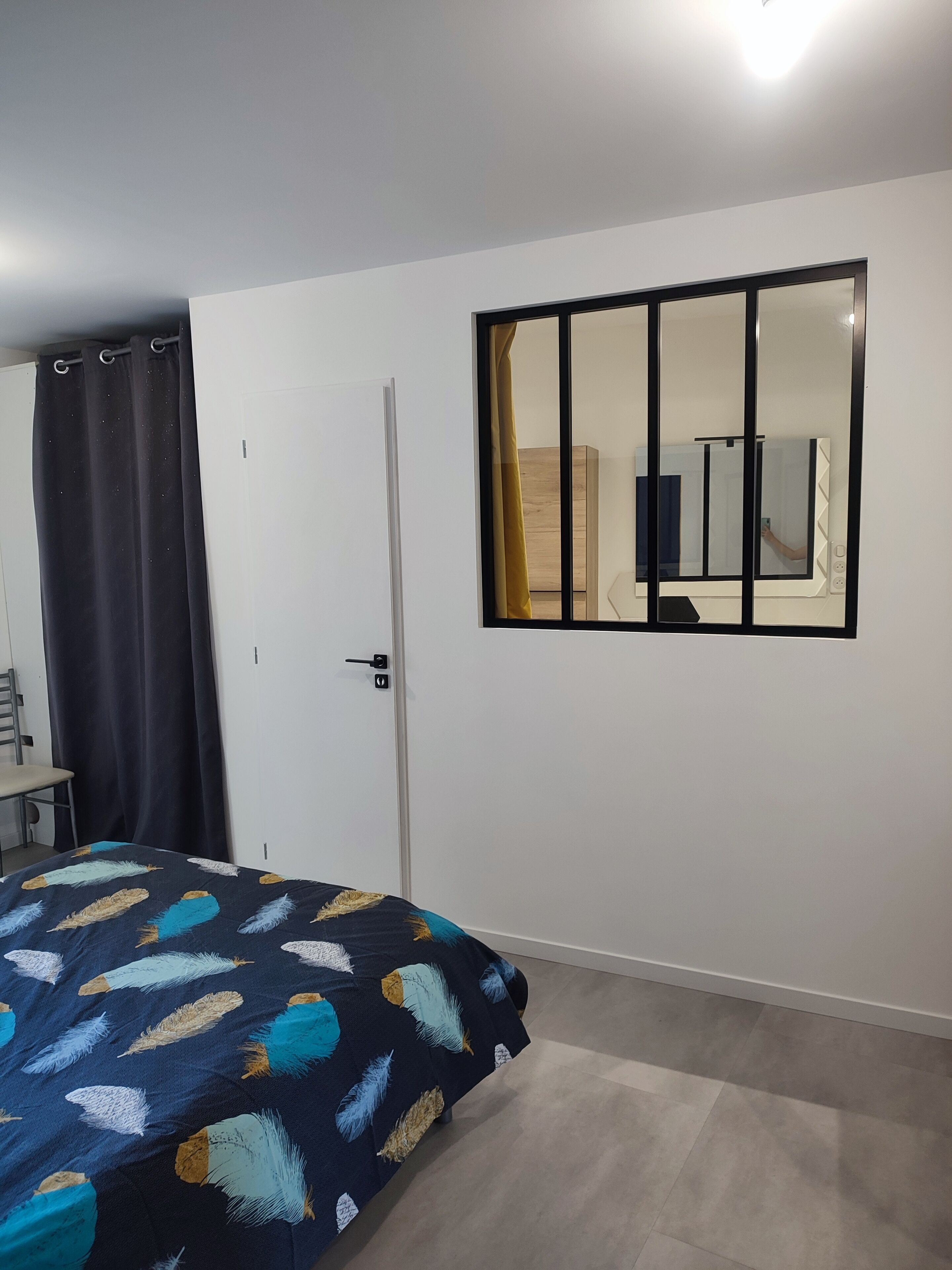 1 chambre, lit parapluie, Wi-Fi gratuit, draps fournis