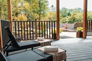 Deep-tissue massages, massages - Drumhierny Woodland Hideaway (Carrick-on-Shannon)