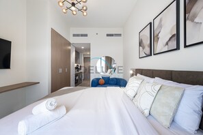 In-room safe, iron/ironing board, free WiFi, bed sheets