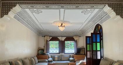 Maison marocaine Traditionnelle en centre ville d'Agadir, un paradis berbĂšre.