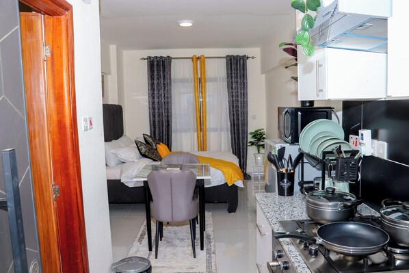 Interior - Lux studio apartment Near JKIA & SGR Nairobi Terminus Ensuite (Nairobi)