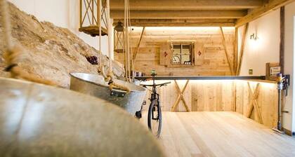 Tosca House - Holiday Home (Superior Apartment)