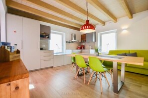 Dining - Tosca House - Holiday Home (Superior Apartment)  (Torbole)
