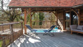 Bain à remous extérieur