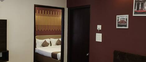 Luxury Double or Twin Room, City View | Blackout drapes, iron/ironing board, free WiFi