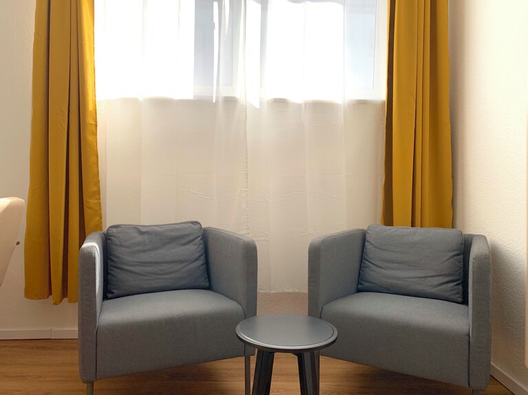 Everything Complete - 2 Bedrooms, Large Kitchen, Bathroom - Colonia
