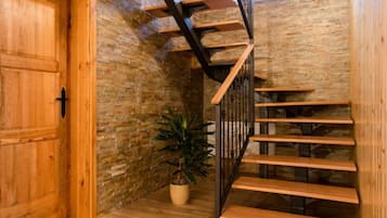 Apartment (Three-Bedroom Apartment) | Staircase