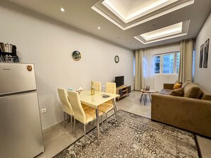 Interior - Contemporary & Spacious Renovated Apt, DT Syntagma (Athina)