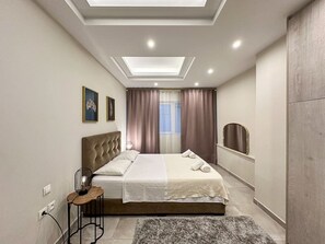 1 Schlafzimmer, Schreibtisch, Bügeleisen/Bügelbrett, WLAN