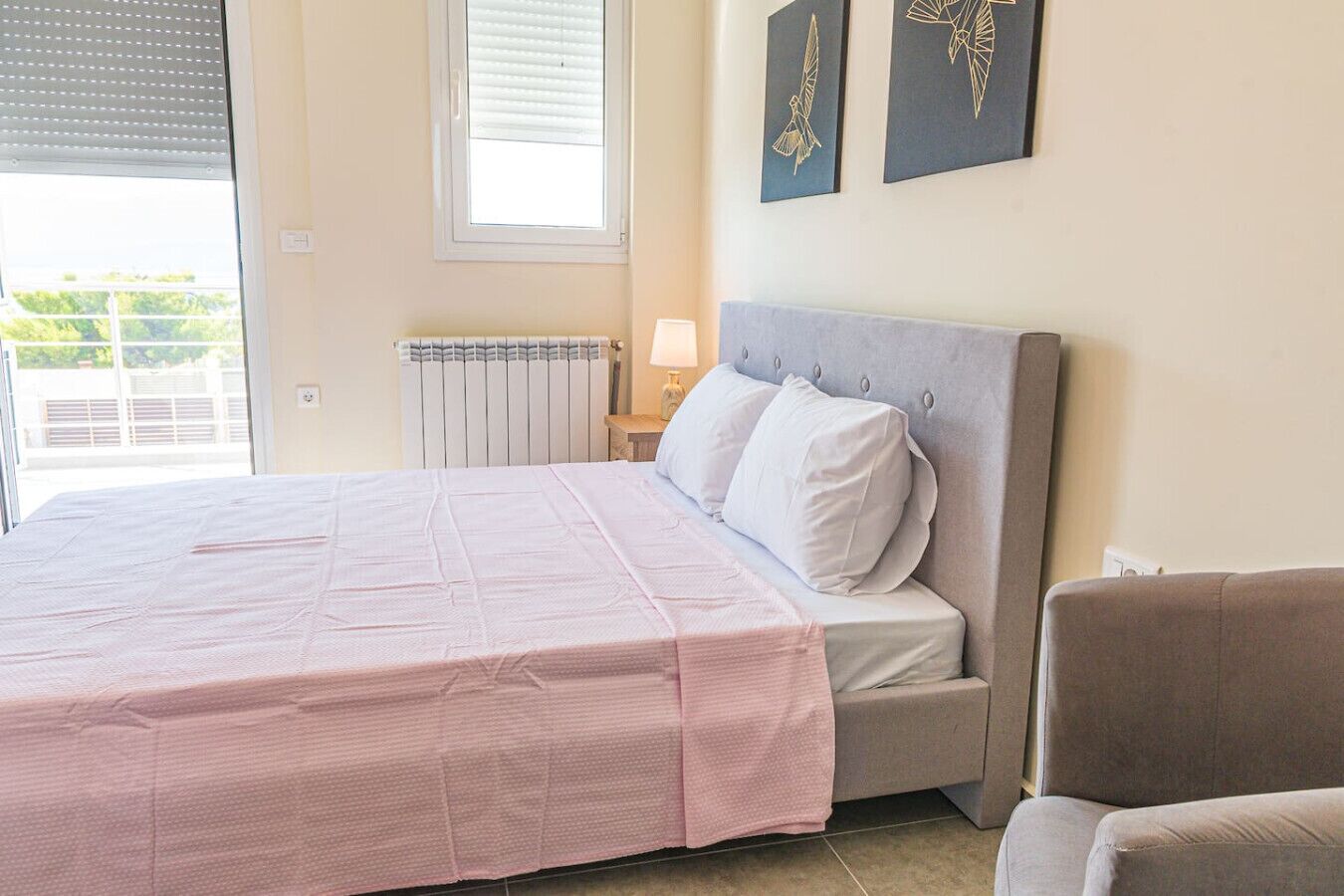 2 Schlafzimmer, Schreibtisch, Bügeleisen/Bügelbrett, WLAN