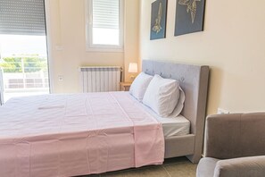 2 間睡房、書桌、熨斗/熨衫板、Wi-Fi