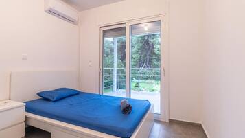 3 sovrum, skrivbord, strykjärn/strykbräda och wi-fi