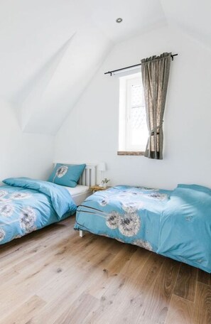 2 bedrooms, individually furnished, iron/ironing board