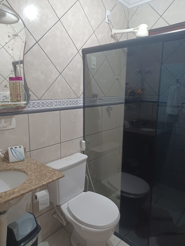 Handdoeken, toiletpapier