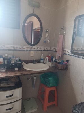 Handdoeken, toiletpapier