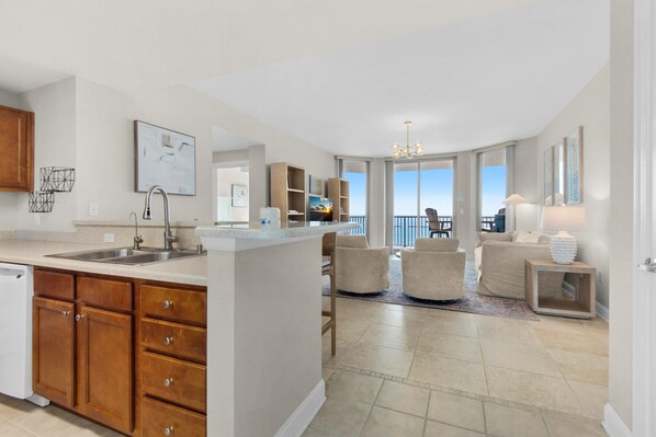 Interior - Emerald Dolphin Unit 1520 (Pensacola Beach)