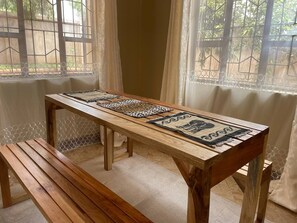 تناول الطعام