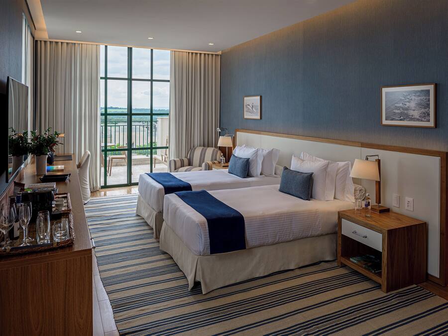 Hypo-allergenic bedding, minibar, in-room safe, laptop workspace