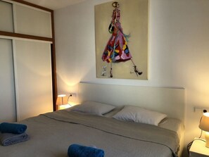 Mobile Unterkunft | 2 Schlafzimmer, individuell eingerichtet, Bügeleisen/Bügelbrett