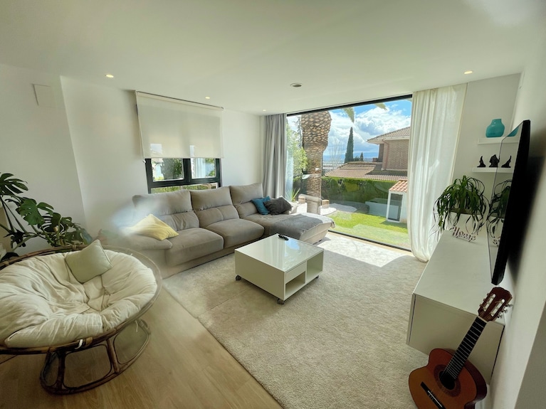 Luxury Retreat In Monteluz: Pool, Gardens & Privacy. Granada - Granada