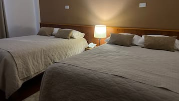 Kamar Twin Ekonomi, pemandangan kota | Wi-Fi gratis dan seprai linen