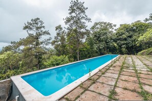 Villa, para fumadores | 11 habitaciones 