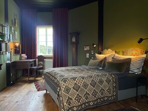 1 habitación, wifi y ropa de cama
