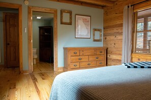 4 chambres, bureau, Wi-Fi gratuit, draps fournis