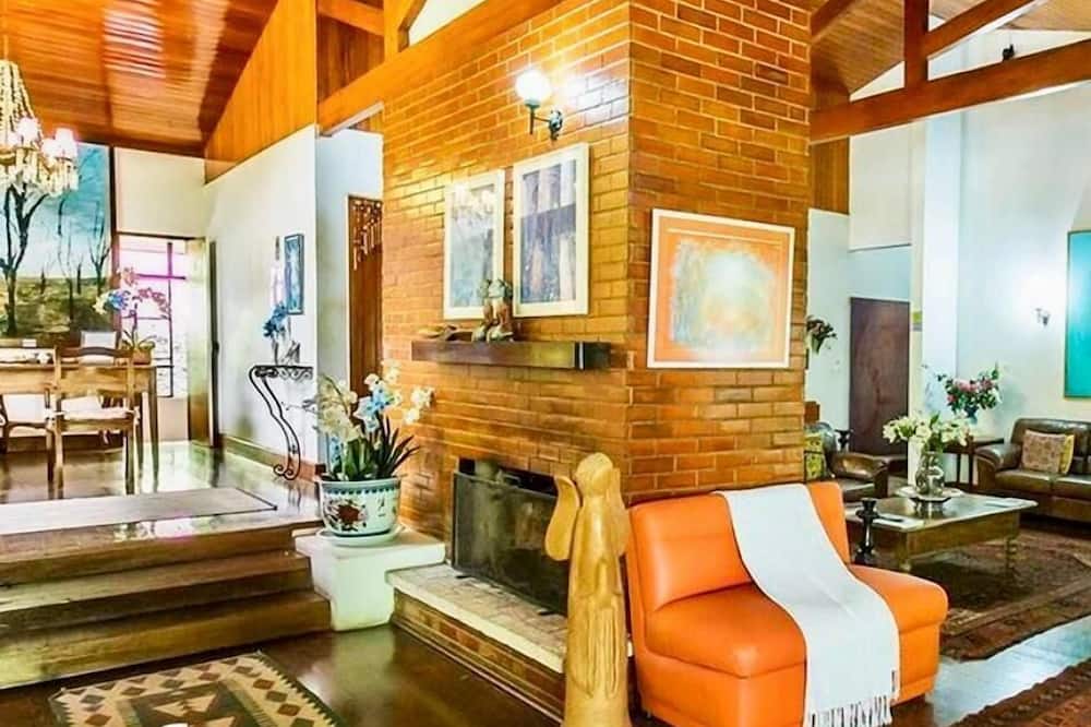 Hotel Colinas de Petropolis