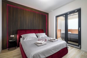 2 bedrooms, in-room safe, iron/ironing board, WiFi - Luxury Penthouse Viki with sea view (Umag)