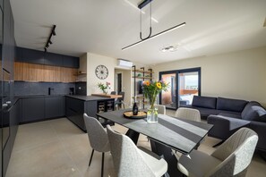 Dining - Luxury Penthouse Viki with sea view (Umag)