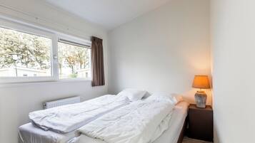 2 bedrooms, Internet