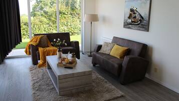 Televisie en een open haard