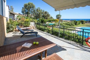 Outdoor dining - Villa Seashell - Two Bedroom Villa, Sleeps 4 (Rhodes)