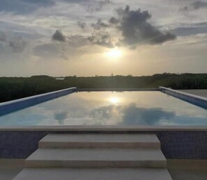 Piscine extérieure