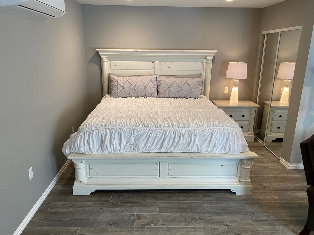 Charming 1bedroom house in Creek Kingston, OK Marshall