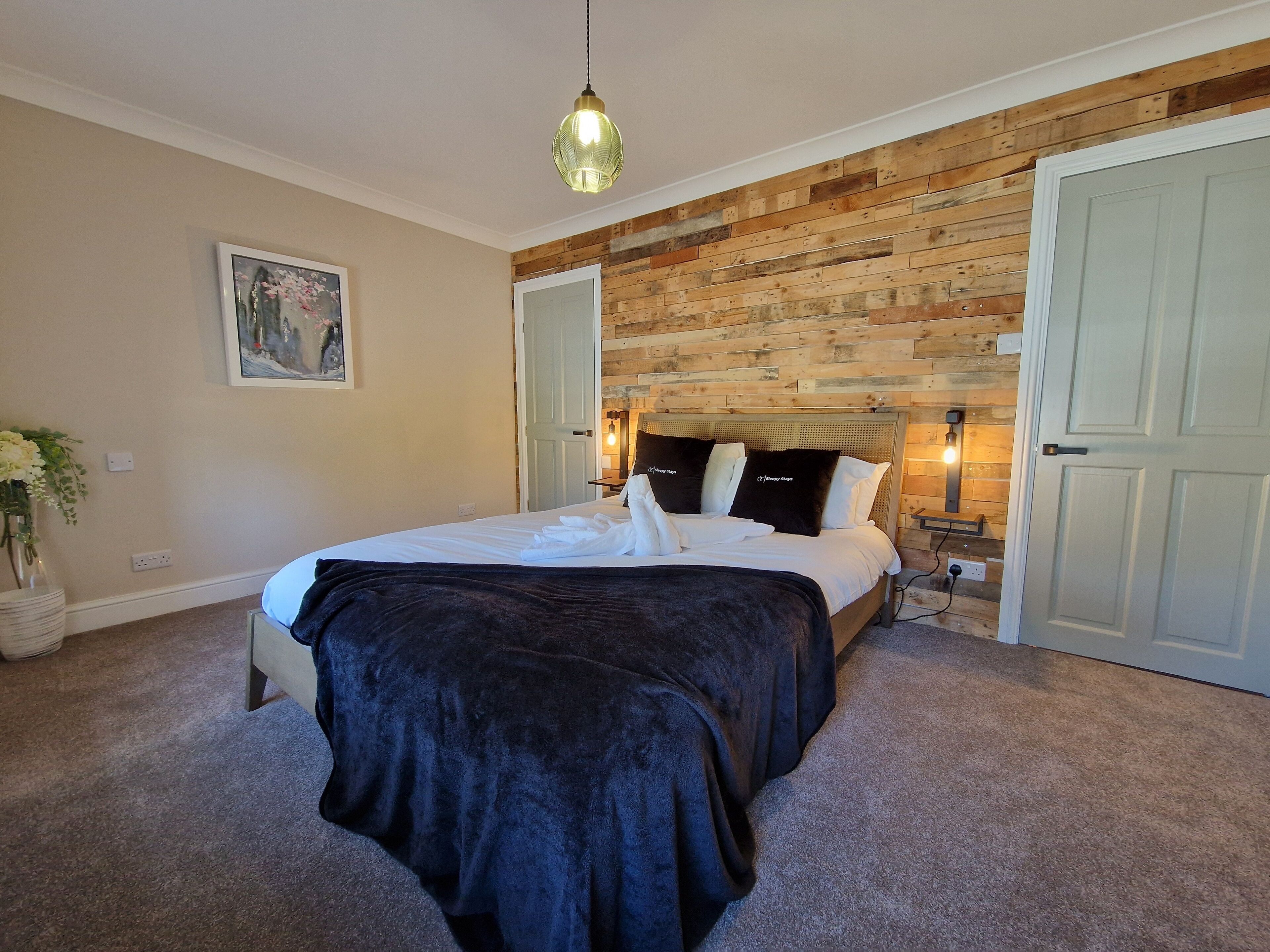 7 soverom, strykejern/-brett, wi-fi (inkludert) og sengetøy