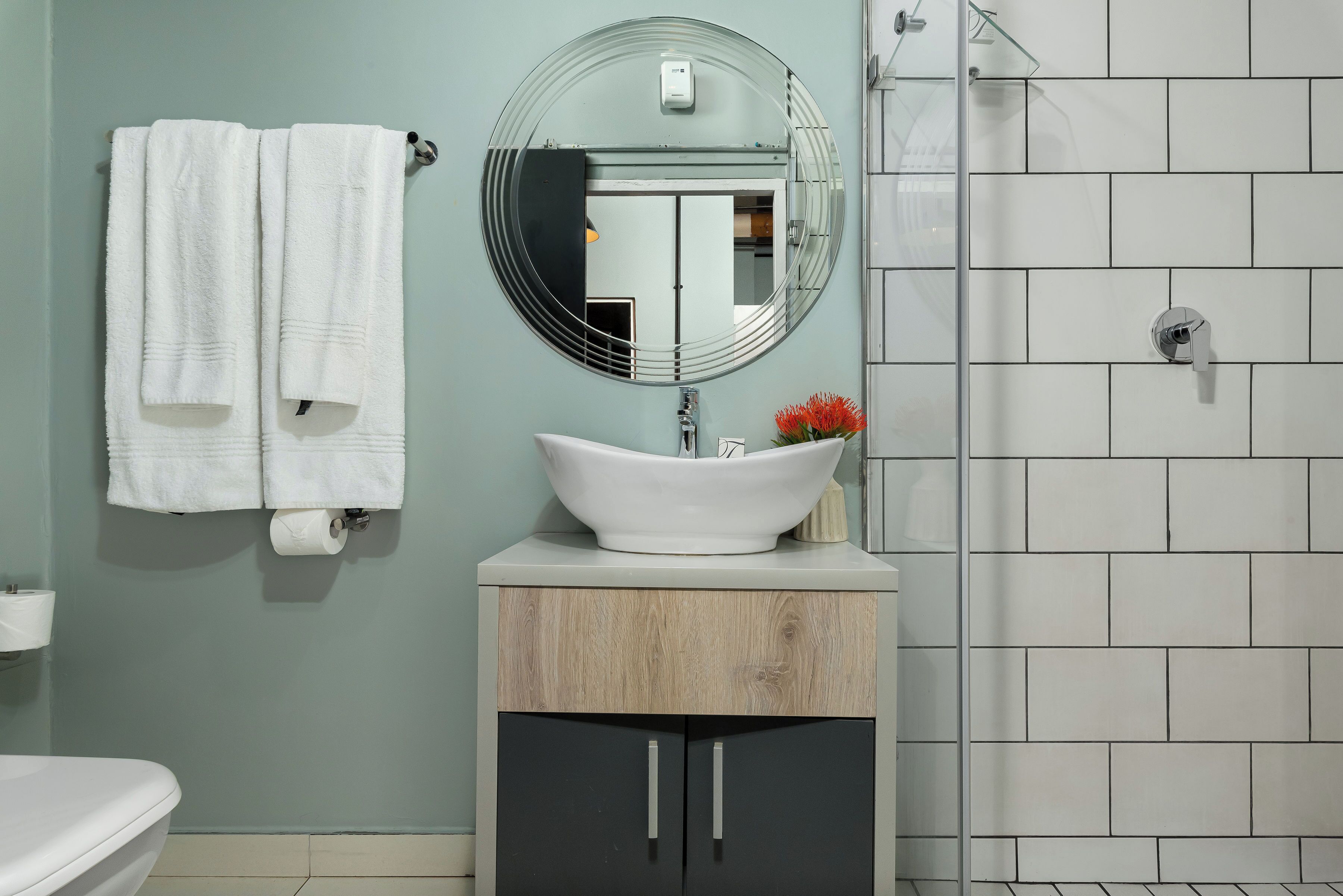 Photo - Neighbourgood Castle