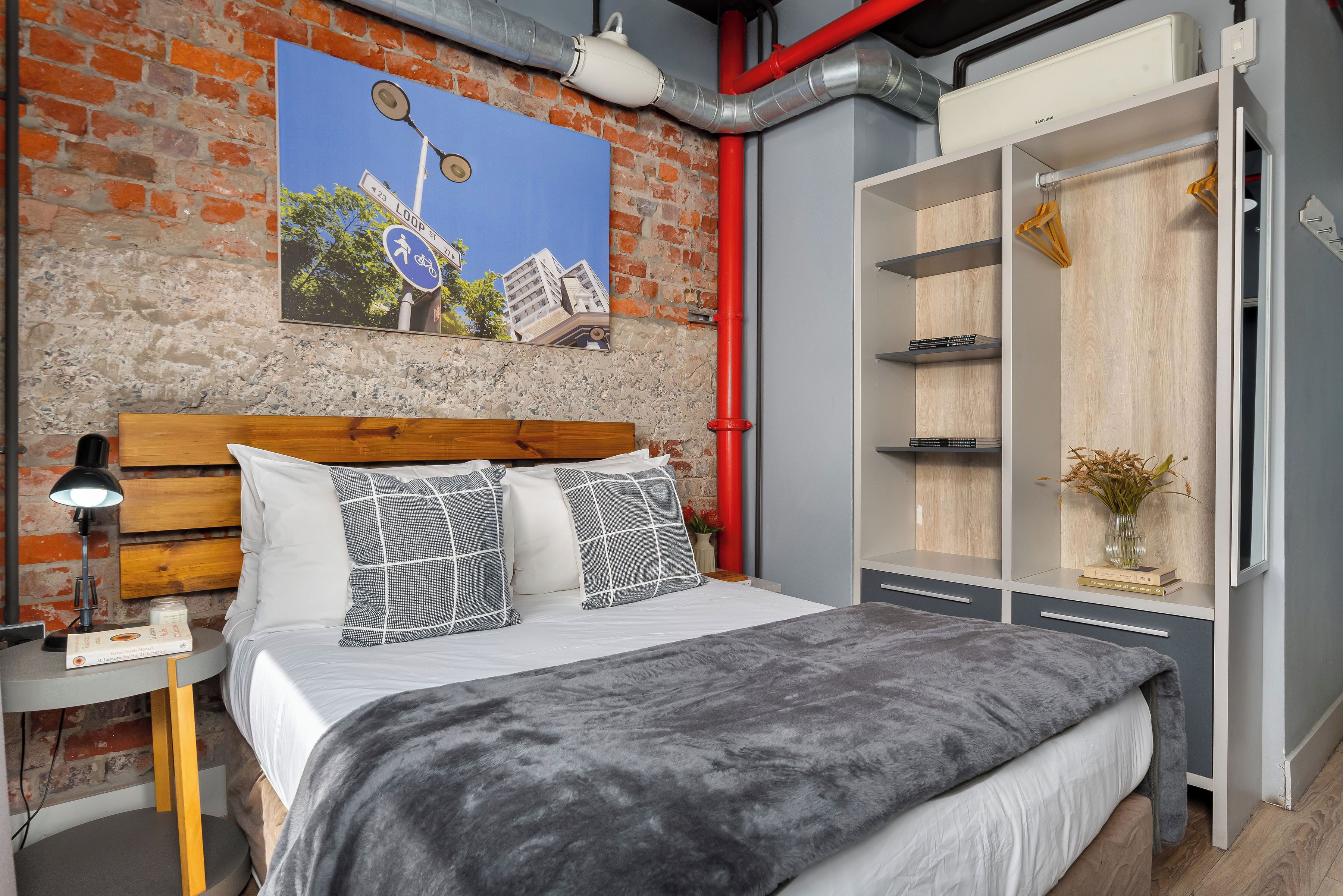 Photo - Neighbourgood Castle