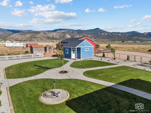 Cozy Studio on Scenic 20 Acres- Near Bryce and Zion NP