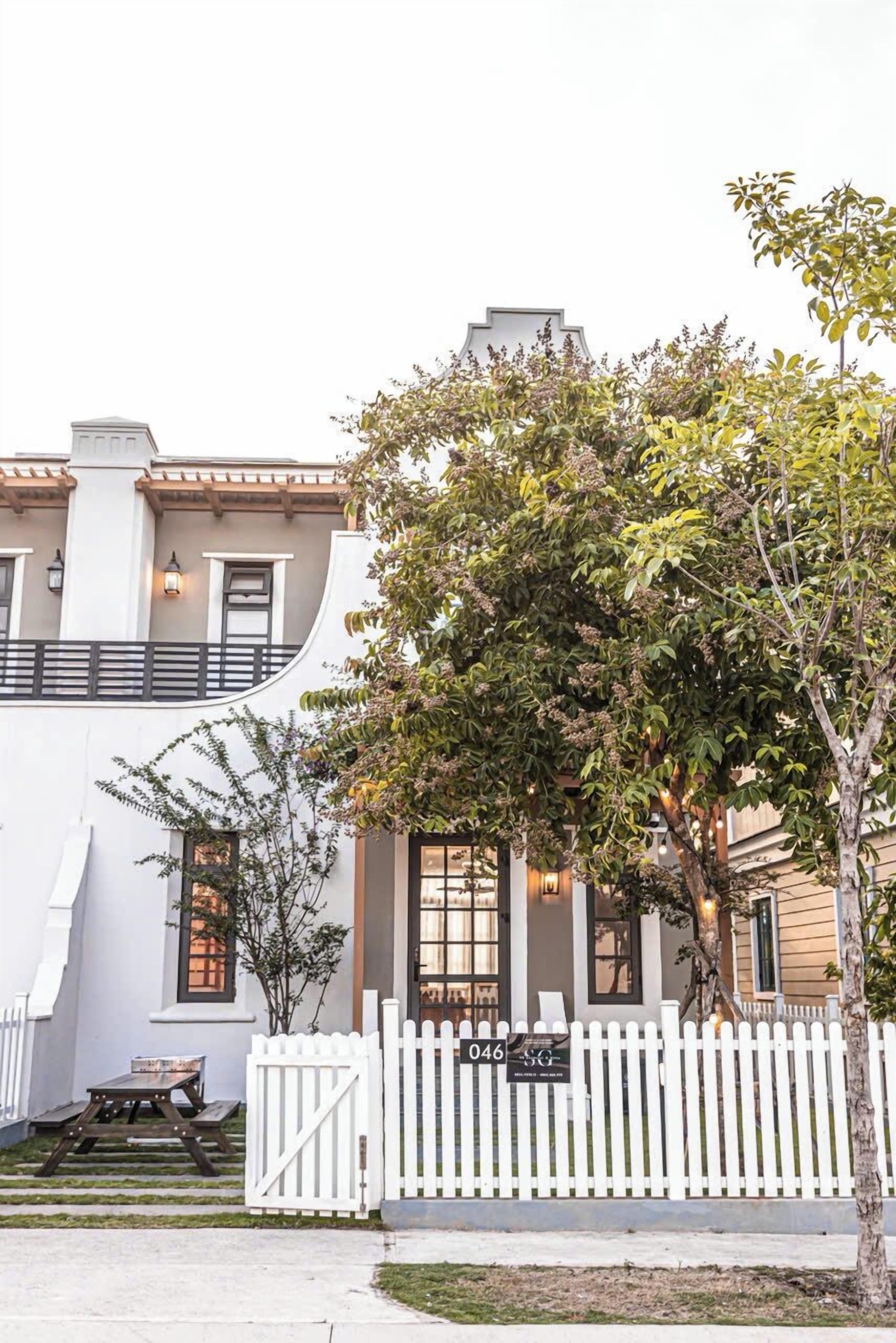 Bagian depan properti