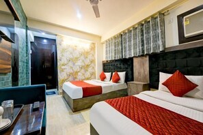 Room - Hotel Mayank Plaza-near Igi Airport Terminal-3 (New Delhi)