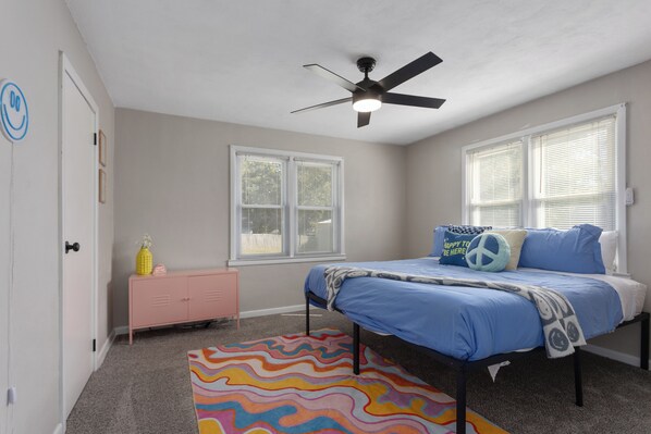 2 bedrooms, WiFi, bed sheets