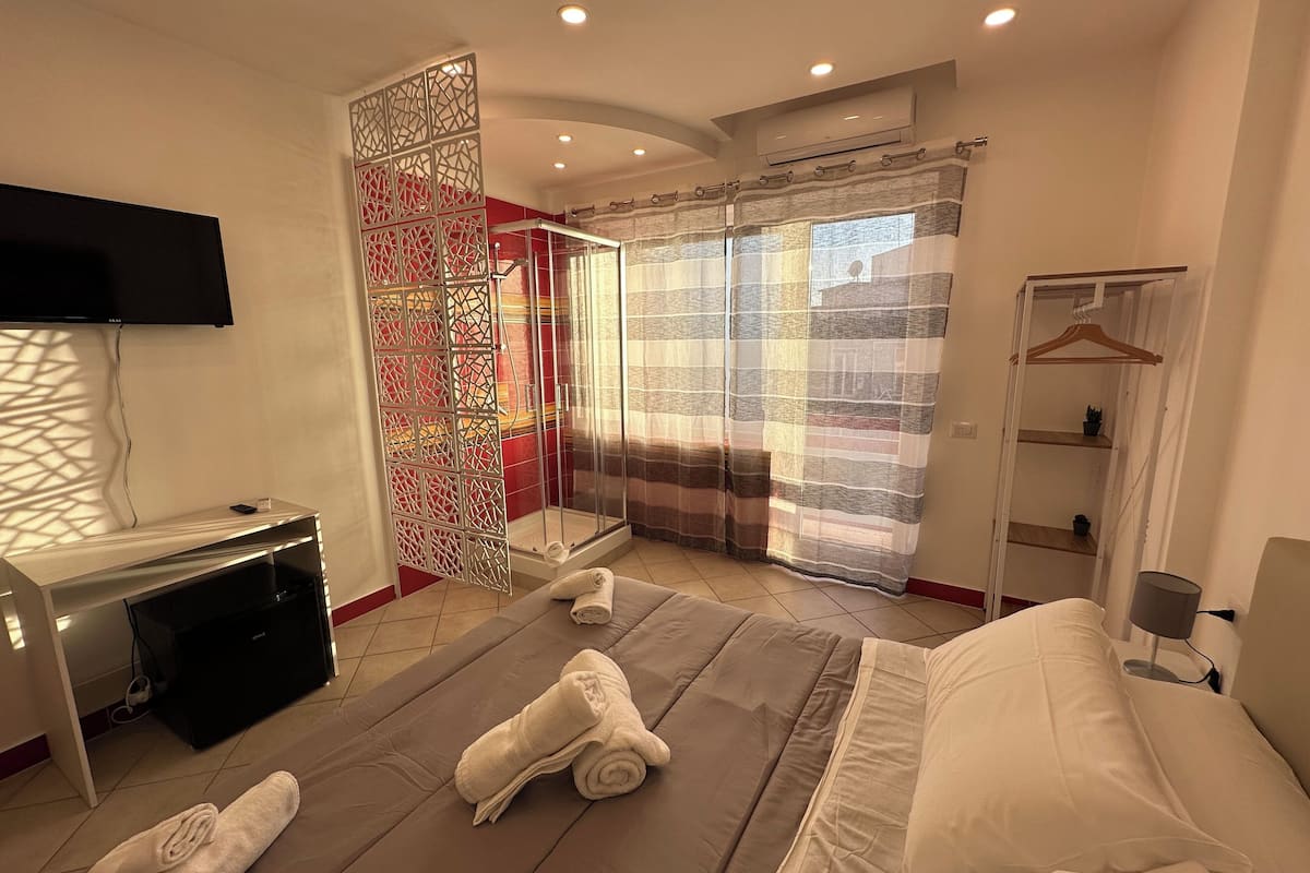 Comfort Double Room, Partial Sea View