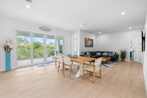 Villa, Smoking | 4 bedrooms, Internet