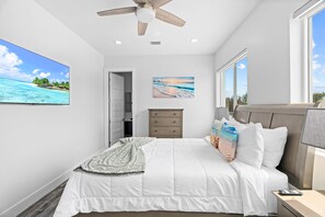 4 habitaciones, escritorio y acceso a internet 