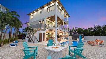 House, Accessible | 5 bedrooms, desk, Internet
