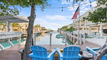 House, Smoking | 4 bedrooms, desk, Internet