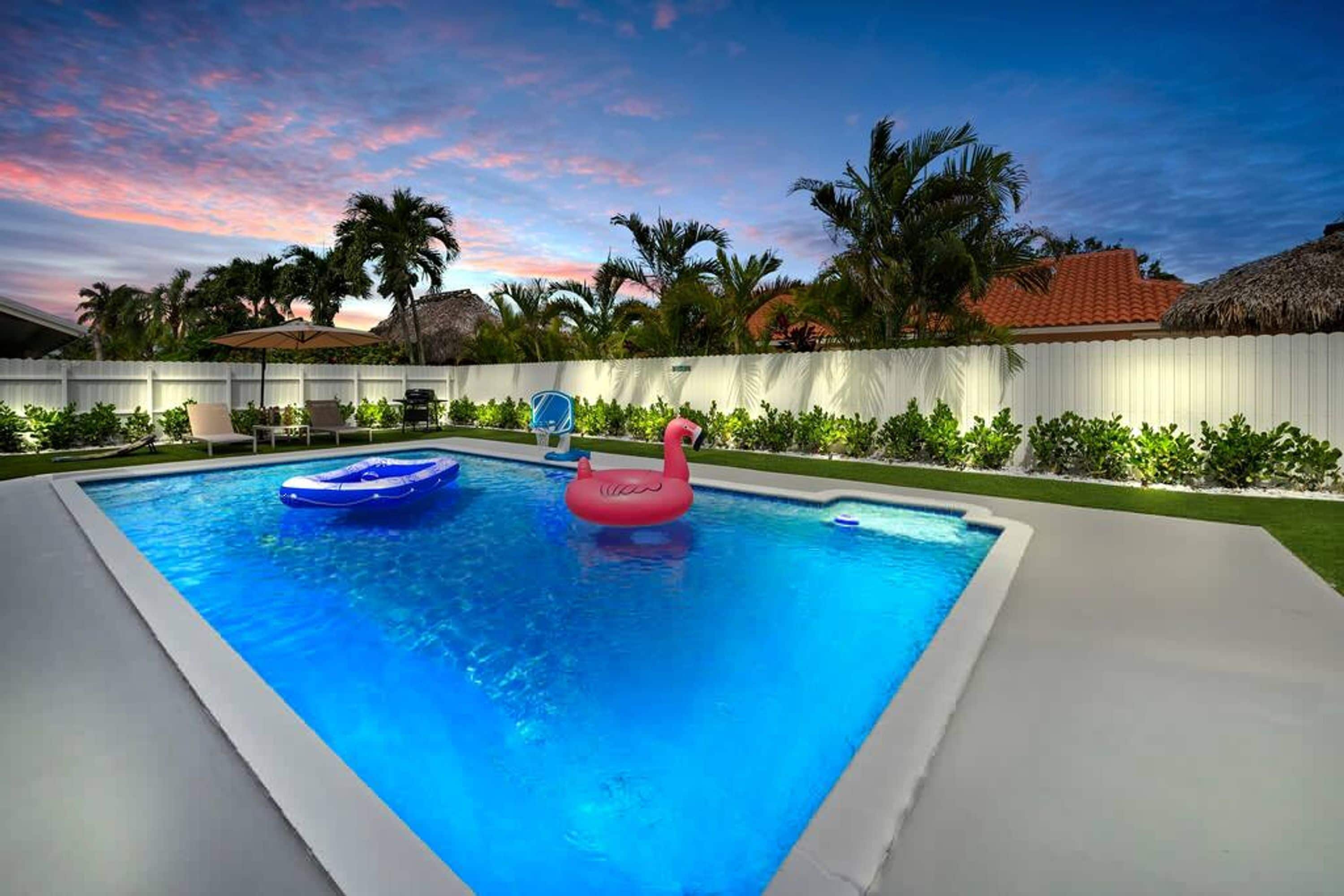 Casa, para fumadores | 3 habitaciones, escritorio y insonorización 