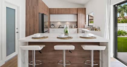 NEW Villa Paradise Lux Gem Pool Game Room